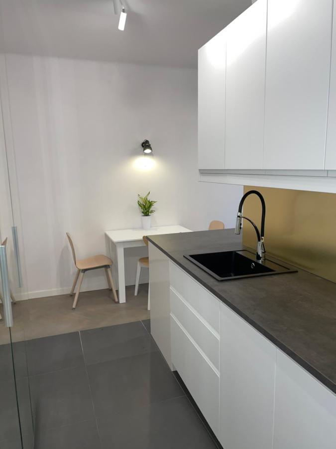 Sasiad Syrenki - Old Town Apartment Varşovia Exterior foto